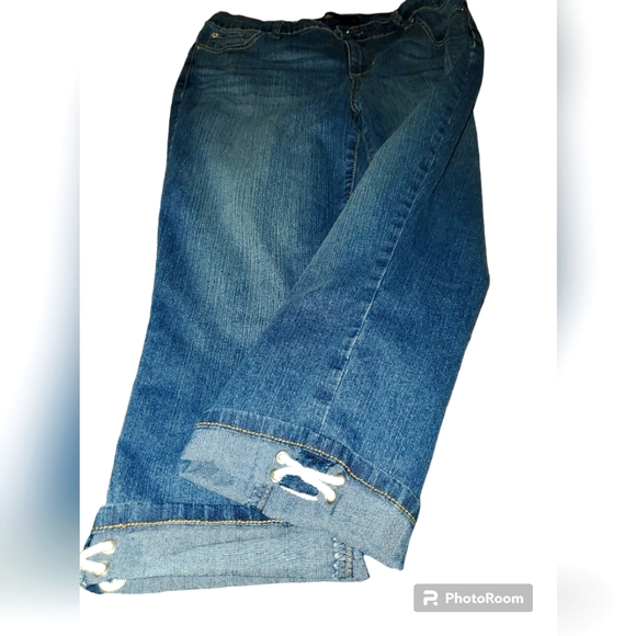 Bandolino Capri Jeans size 6 - Picture 1 of 3
